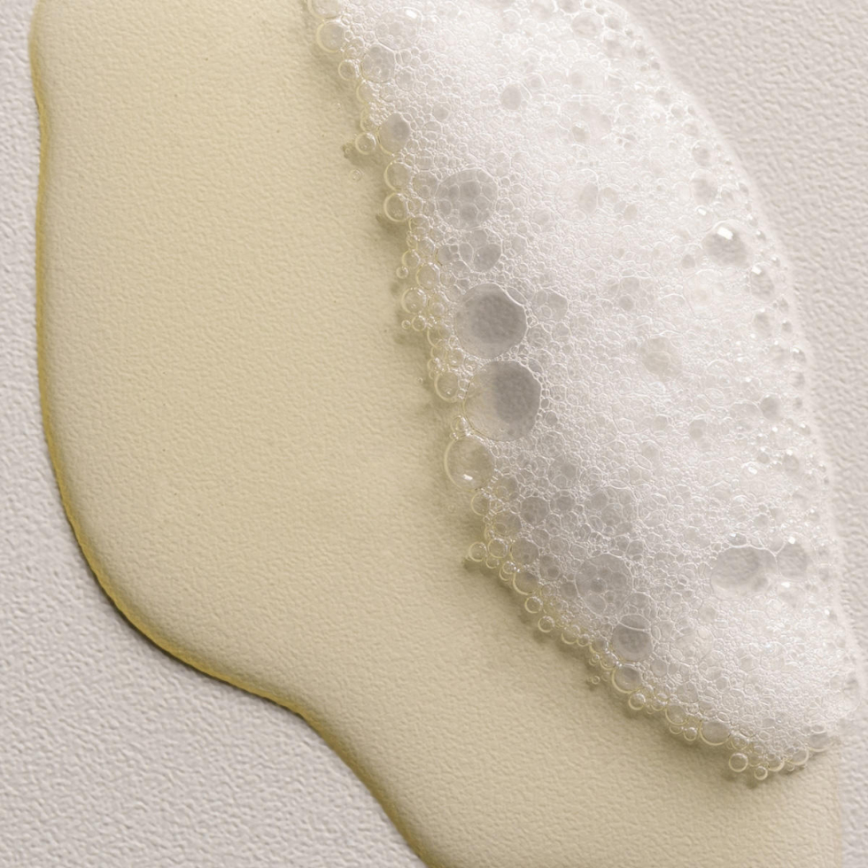 Шампунь для деликатного очищения волос - Davines Essential Haircare Dede Shampoo