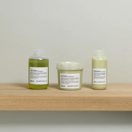 Увлажняющий кондиционер, облегчающий расчесывание волос - Davines Essential Haircare MoMo Conditioner