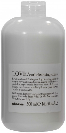 Очищающая пенка для усиления завитка - Davines Essential Haircare Love Curl cleansing cream